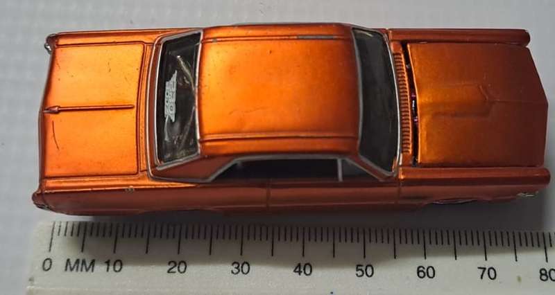 Maistro Diecast Model Car 1965 Pontiac GTO +- 1/64 scale