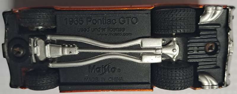 Maistro Diecast Model Car 1965 Pontiac GTO +- 1/64 scale