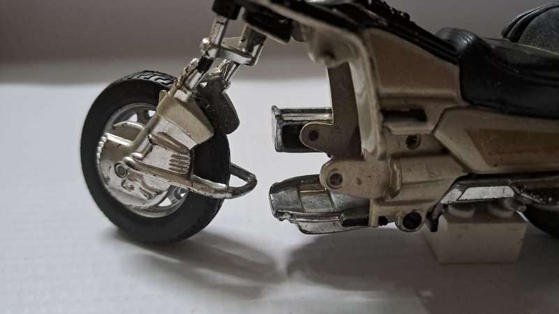 Model Motorbike - 1 x Maistro Bike for spares. 125mm x 40mm x 65mm