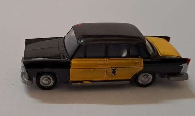 Model Trains 1:87 HO 1 x Taxi Barcelona EKO Seat 1400.