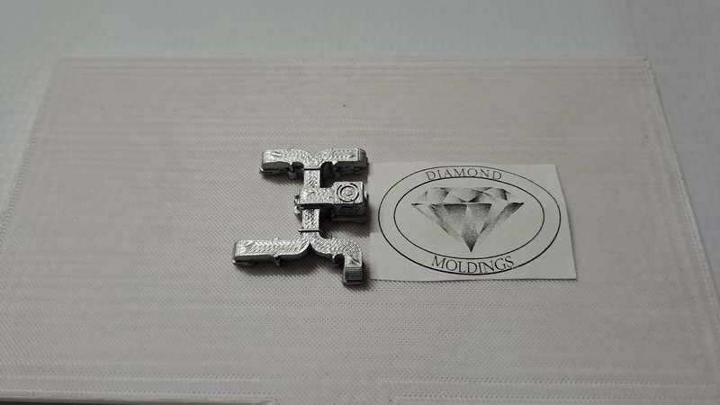 Model Trains N-Scale - 1 x Roof Aircon Fittings - 34mm x 34mm x 8mm