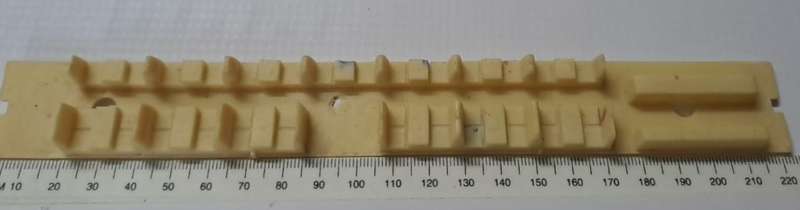 Model Trains HO 1 x Trans Karoo Dinning Car Seats. (Unpainted)