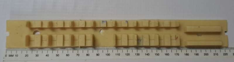 Model Trains HO 1 x Trans Karoo Dinning Car Seats. (Unpainted)