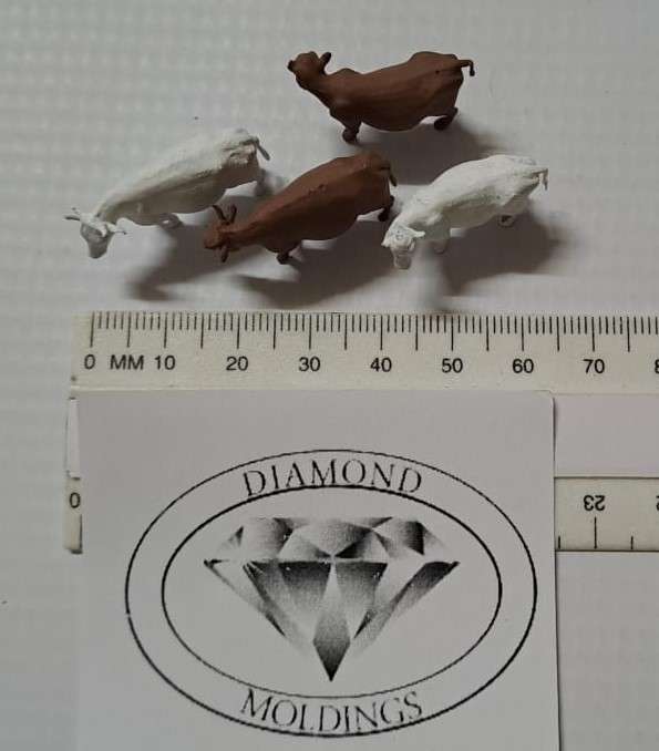 Model Trains 1:87 HO - Animals - Cows (x4)