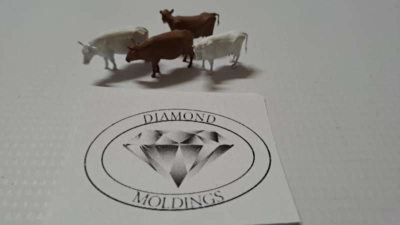 Model Trains 1:87 HO - Animals - Cows (x4)