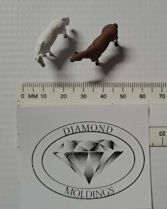 Model Trains 1:87 HO - Animals - Horses (x2)