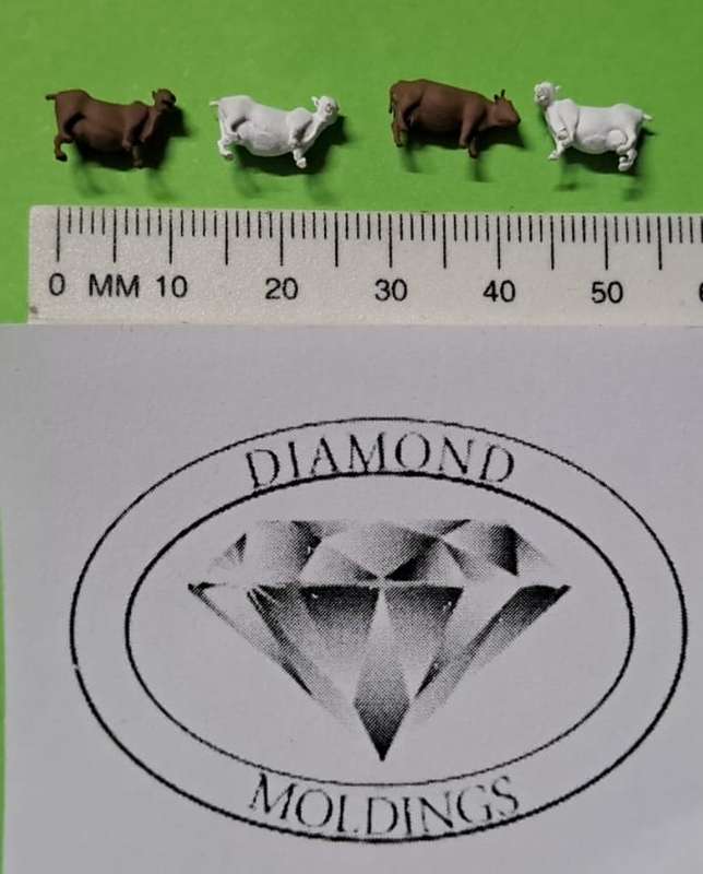 Model Trains N-Scale - Animals - Cows (x4)