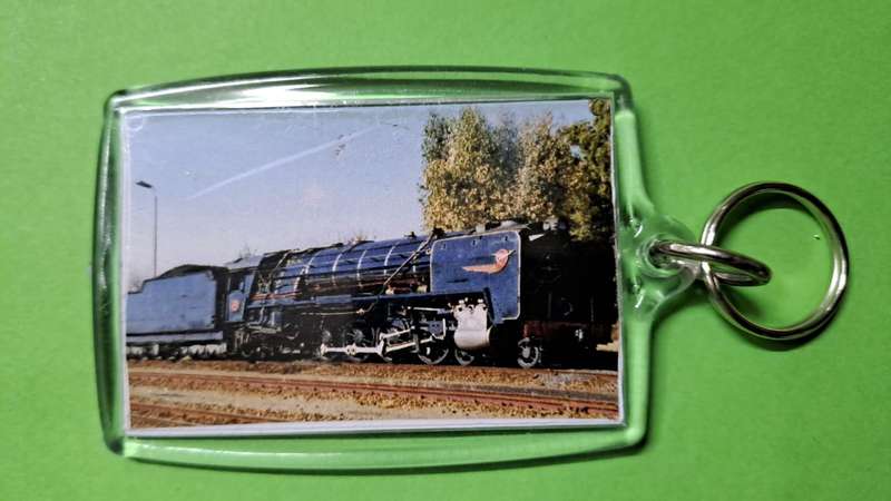 Trains Keyrings - Class 15F - 70mm x 50mm x 4mm