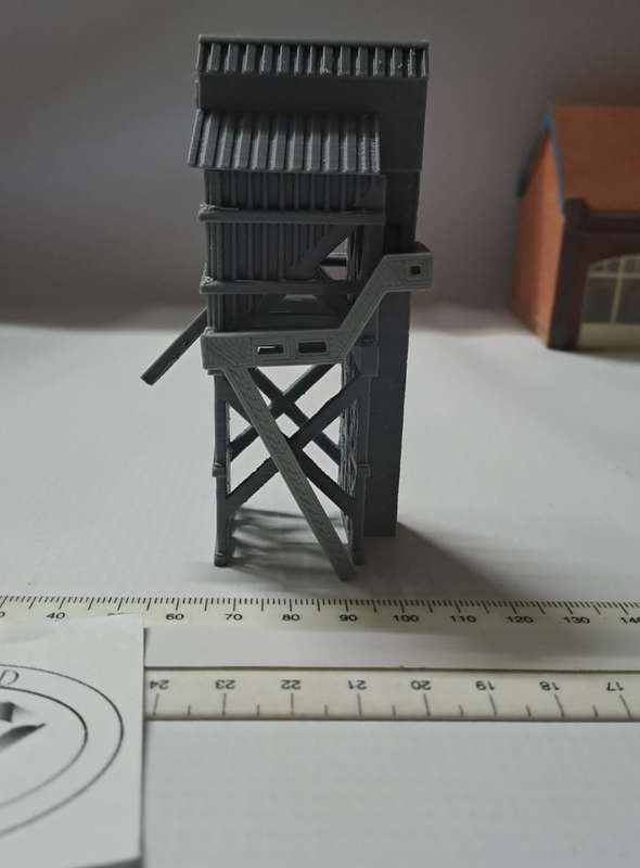 Model Trains N-Scale - 1 x Coal Tower (kit) - 57mm x 55mm x 95mm