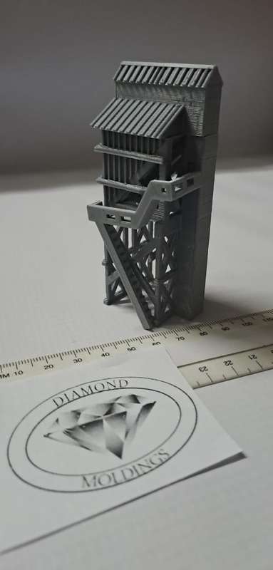 Model Trains N-Scale - 1 x Coal Tower (kit) - 57mm x 55mm x 95mm