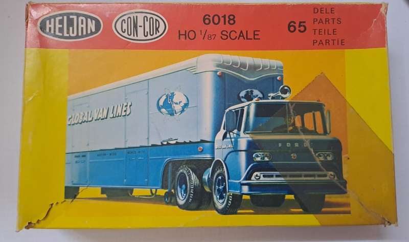 Model Trains/Trucks HO 1 x Heljan Kit Global van Lines. (Box damaged)