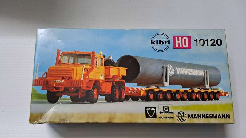 Model Trains/Track HO 1 x Kibri Faun Mannesmann Abnormal Pipe Load Truck.  + One extra horse.
