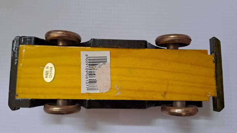 Wooden Model Car 2