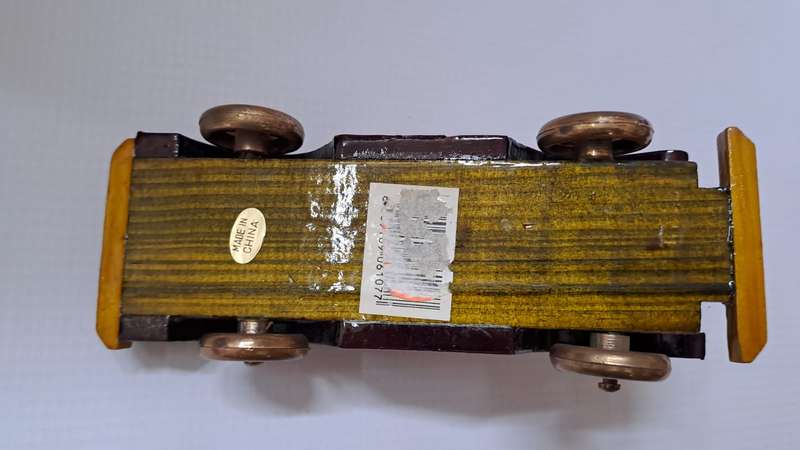 Wooden Model Car 4