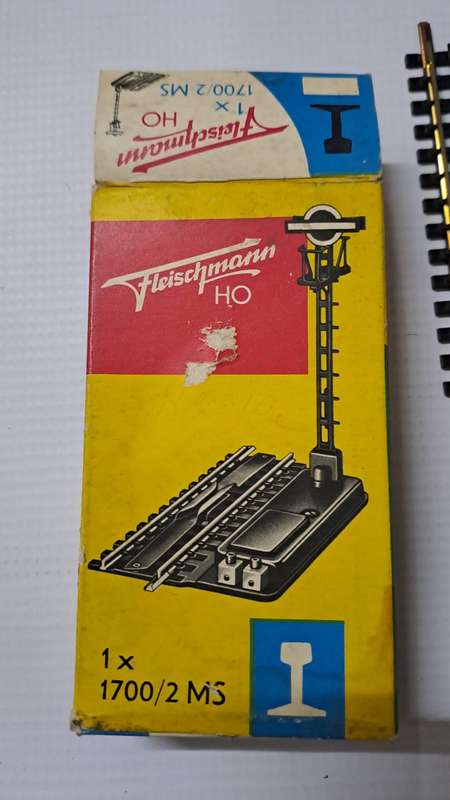 Model Trains HO Fleischmann 1 x Signal.  Boxed.