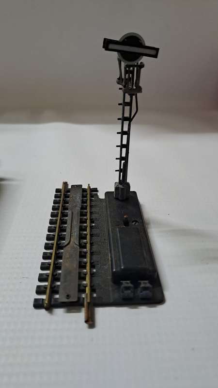 Model Trains HO Fleischmann 1 x Signal.  Boxed.
