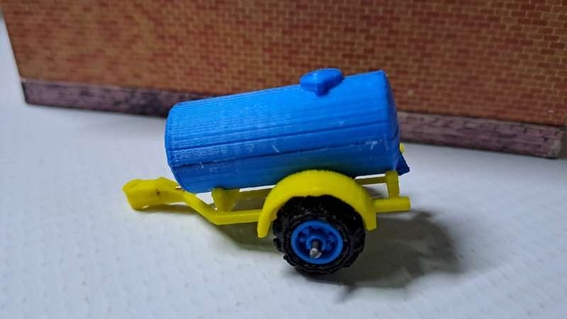 Model Trains 1:87 H0 - Water Barrel Trailer (Blue). - 55mm x 28mm x 30mm