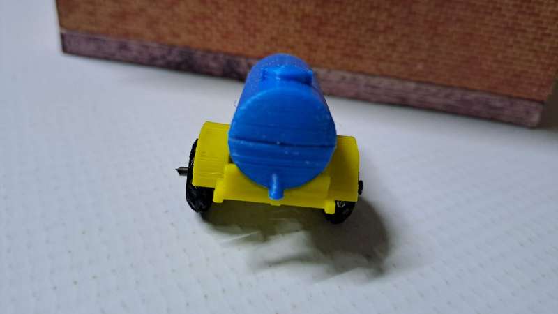 Model Trains 1:87 H0 - Water Barrel Trailer (Blue). - 55mm x 28mm x 30mm
