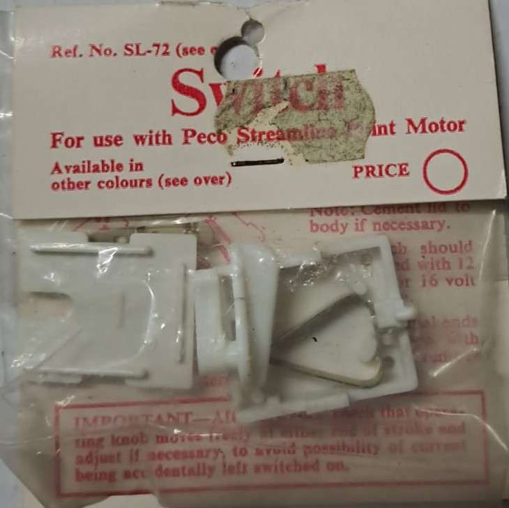 Model Trains HO 1 x Peco Switch.