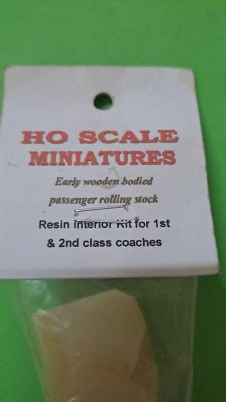 Model Trains 1:87 HO 1 x Interior detail kit to fit both C27 & C16 Coaches. SAR Wooden Bodies