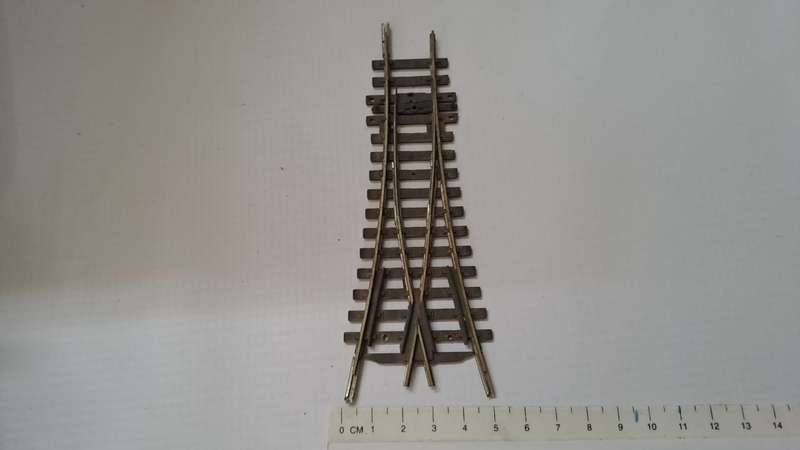 Model Trains HO Peco 1 x Y Points.