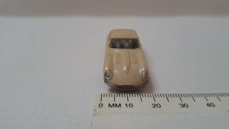 Model Trains/Cars HO 1 x Jaguar-E.