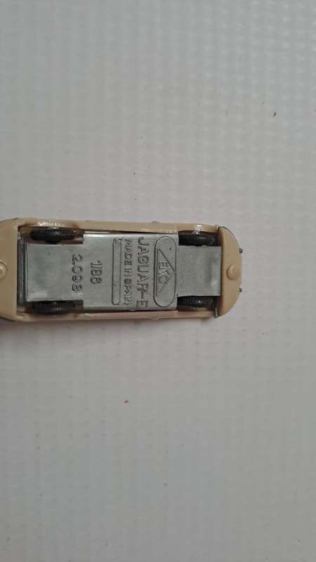 Model Trains/Cars HO 1 x Jaguar-E.