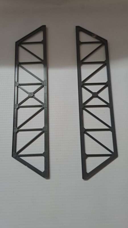 Model Trains HO 1 x Straight Truss Bridge sides only. Plastic.
