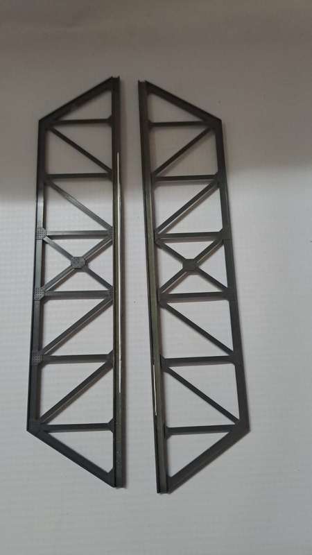 Model Trains HO 1 x Straight Truss Bridge sides only. Plastic.