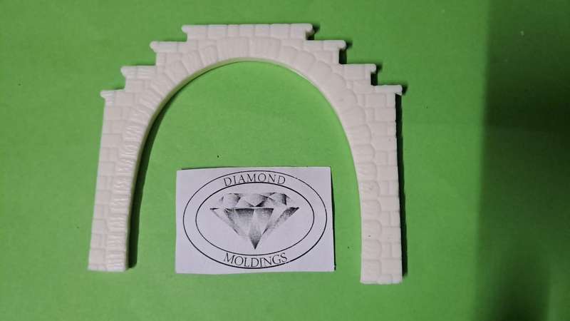 Model Trains H0 1/87 - Scale - Tunnel Port Single (smaller) - 100mm x 5mm x 82mm