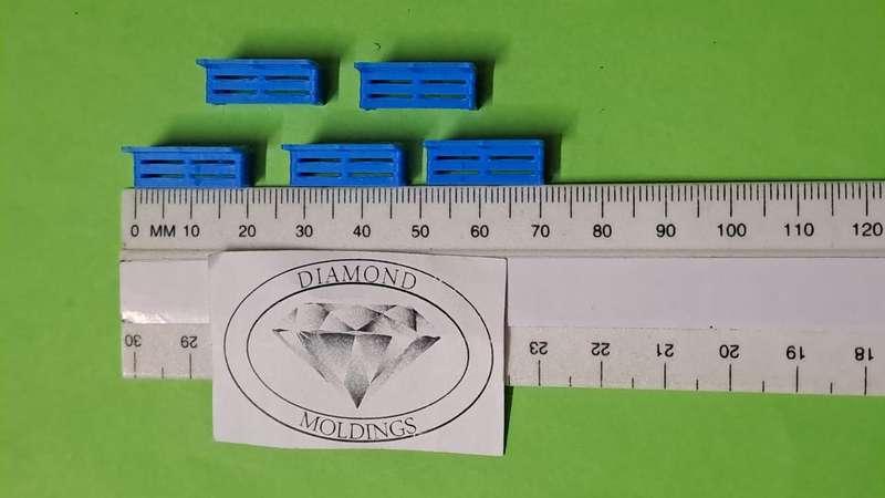 Model Trains 1:87 HO - Station/Park Benches - Blue (5 pack)