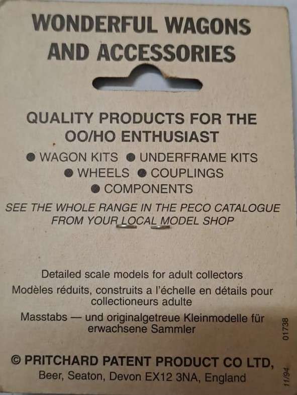 Model Trains OO-Scale 1 x Bag of 2 x Peco Simplex Auto Couplers Metal.