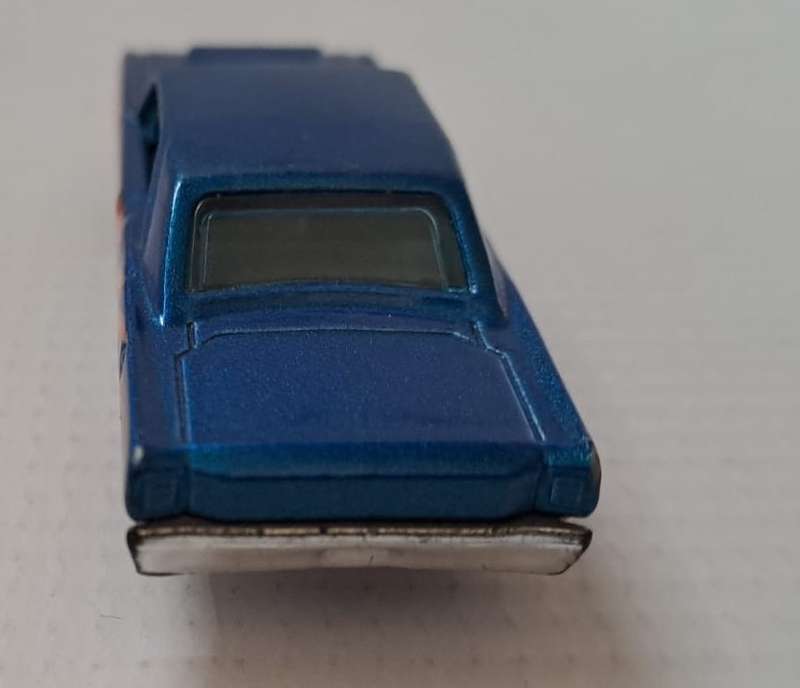 Hot wheels Diecast Model Car 1968 Dodge Dart 2010 `Mattel` 1/64 scale.