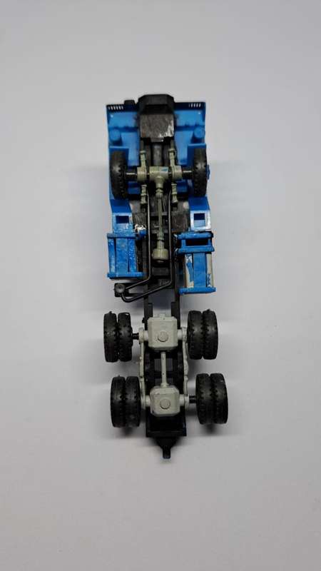 Model Trains H0-Scale 1 x Abnormal truck. (Plastic)