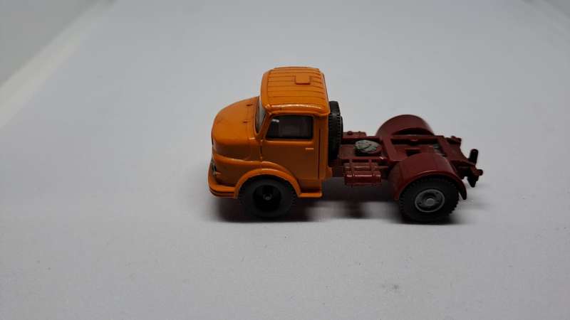 Model Trains H0-Scale 2 x Scrap trucks. See pics. (Plastic)