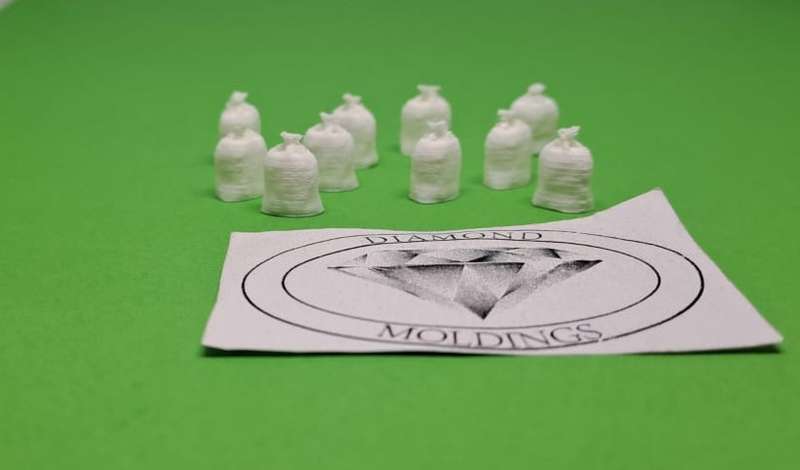 Model Trains N Scale - Flour bags (Lose, Upright) (10 pack) - 8mm x 5mm x 10mm
