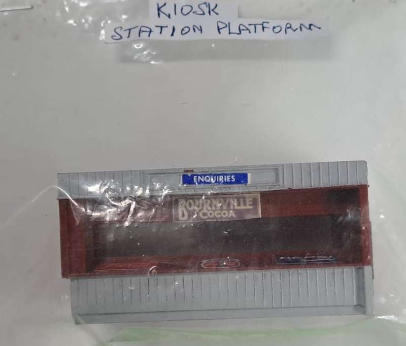 Model Trains HO Scale 1 x Bournville Cocoa Kiosk with stickers.