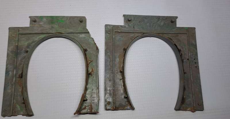 Model Trains HO-Scale 1 x Bag of two plastic single tunnel entrances. See pics. Selling as scrap.