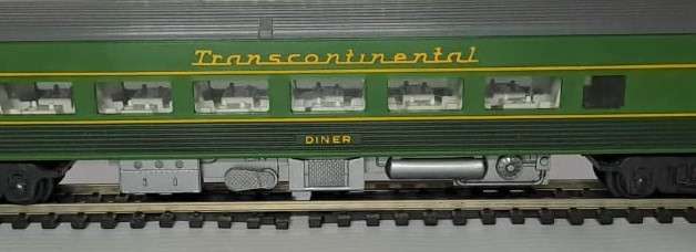 Model Trains H0 Transcontinental Diner, with plastic wheels & couplers.