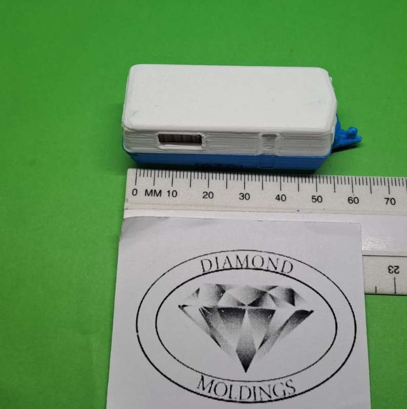 Model Trains HO 1 x Caravan Double Axis - Two tone color (Blue) - 64mm x 22mm x 22mm