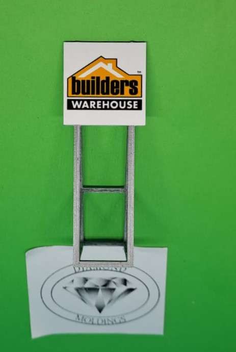 Model Trains HO 1 x Billboard 1980 + Builders Warehouse - 30mm x 41mm x 82mm