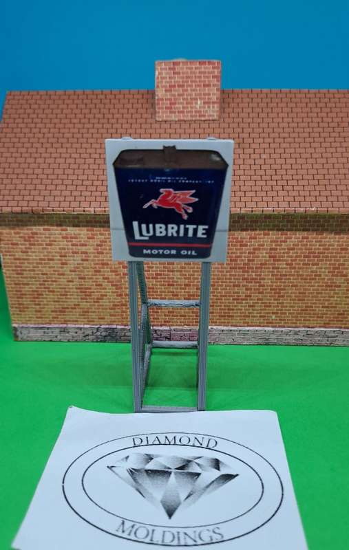 Model Trains HO 1 x Billboard 1900 + Mobil Lubrite Motor Oil - 30mm x 41mm x 82mm