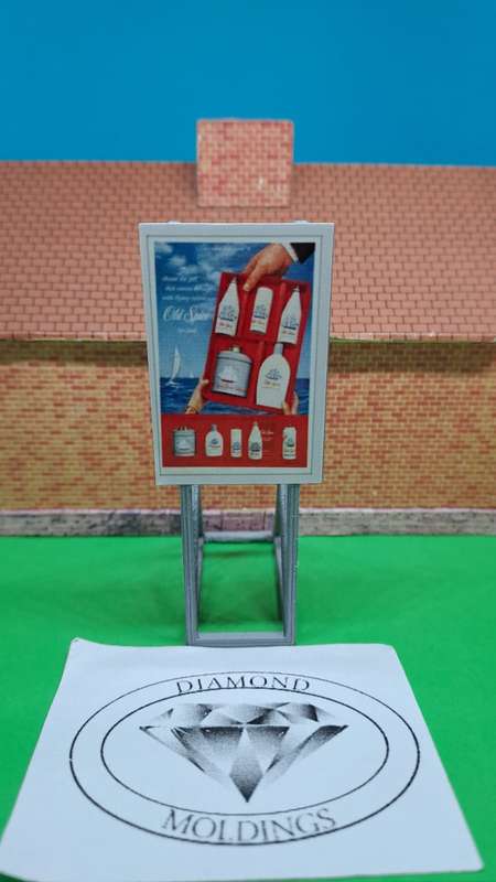 Model Trains HO 1 x Billboard 1950 + Old Spice - 30mm x 41mm x 82mm