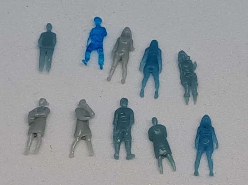 Model Trains N-Scale 1 x Bag of 10 Figures Standing. (Unpainted)