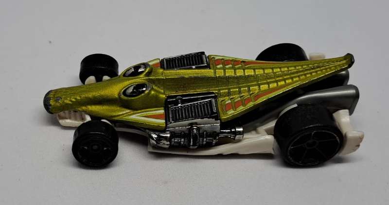 Model Trains/Track Die Cast 1/64 Scale 1 x Hot Wheels Croc Rod.