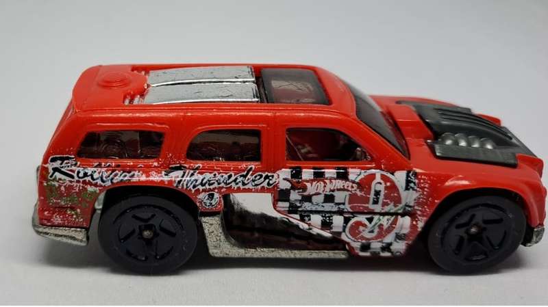 Model Trains/Track Die Cast 1/64 Scale 1 x Hot Wheels Rollin' Thunder.