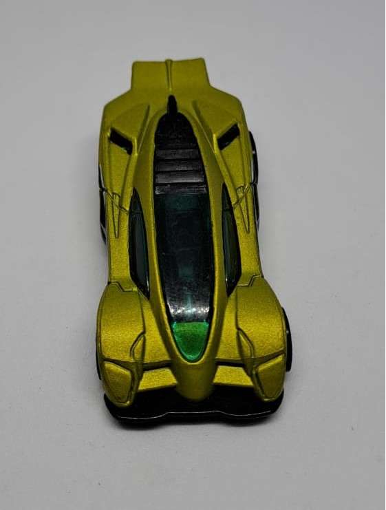 Model Trains/Track Die Cast 1/64 Scale 1 x Hot Wheels 2001 Side Draft.