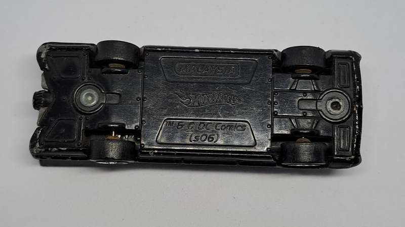Model Trains/Track Die Cast 1/64 Scale 1 x Hot Wheels DC Comics.