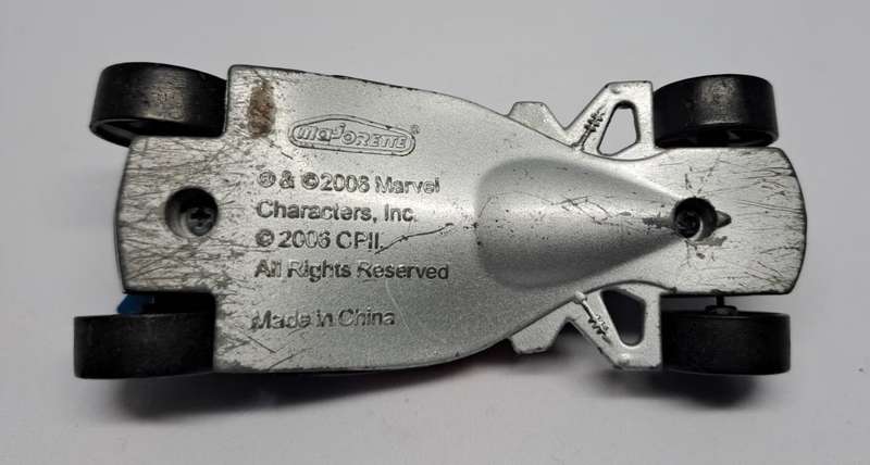 Model Trains/Track Die Cast 1/64 Scale 1 x Hot Wheels 2003 Marvel Characters. One missing rim.
