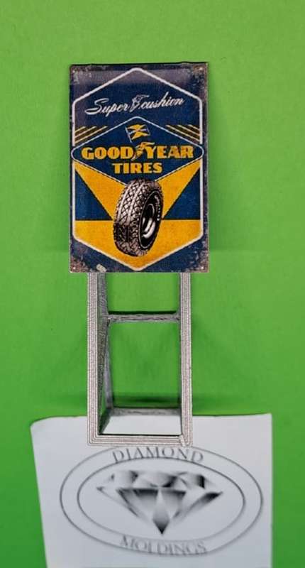 Model Trains HO 1 x Billboard 1960 + Good Year Tires - 30mm x 41mm x 82mm